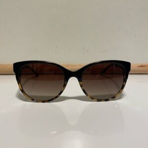 🔺SOLD🔺Tory Burch TY7212D sunglasses